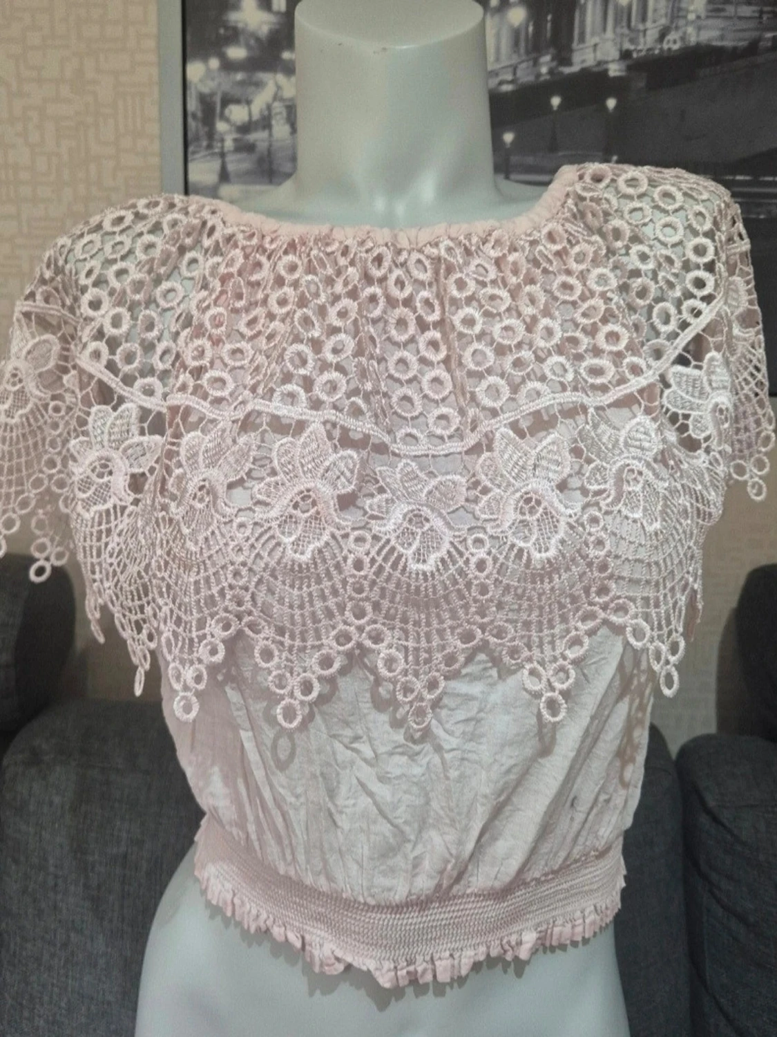 Ljusrosa spetsig bolerotopp