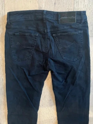 Jacob Cohen jeans  - 9/10 | Obs! Storleks etiketter är av klippta… men sitter som W31