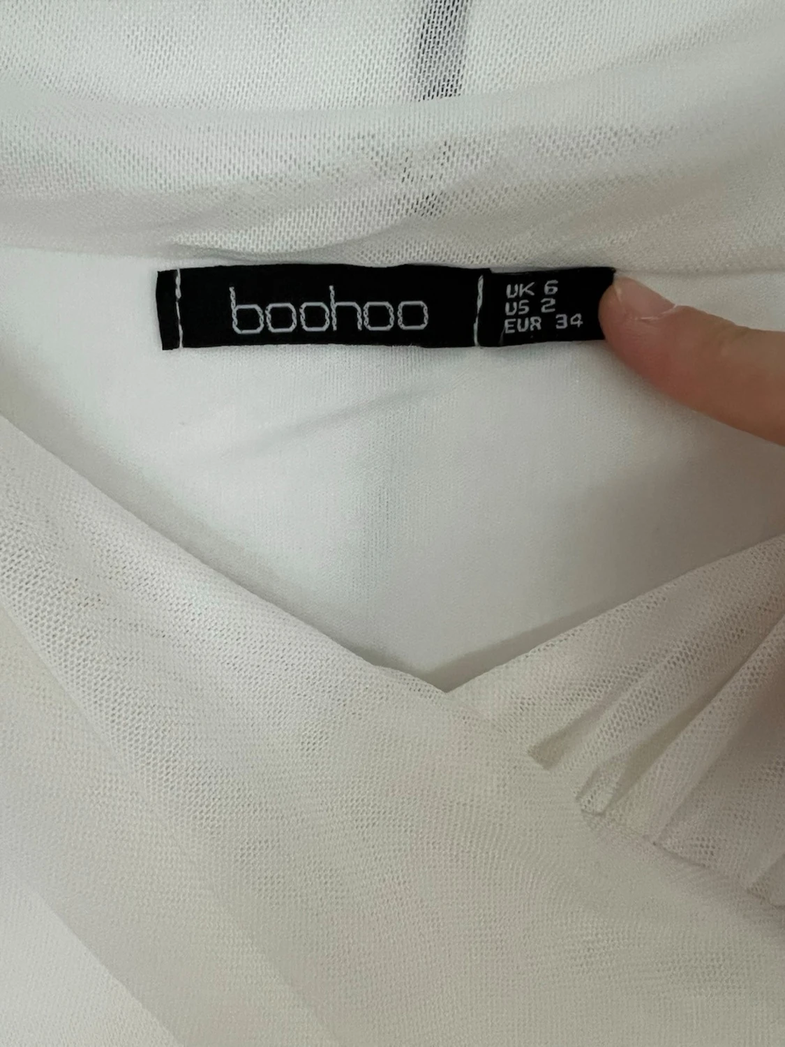 Vit långklänning från Boohoo - 2