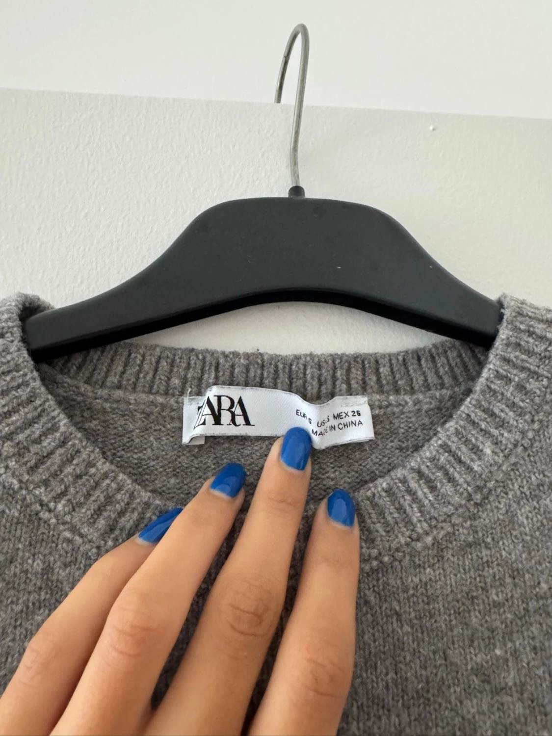 Grå ärmlös stickad klänning från Zara - 3