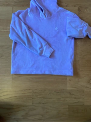 GAP barn hoodie  - En mysig gap hoodie för dina minsta vänner (barn) perfekt för vintern eller höst