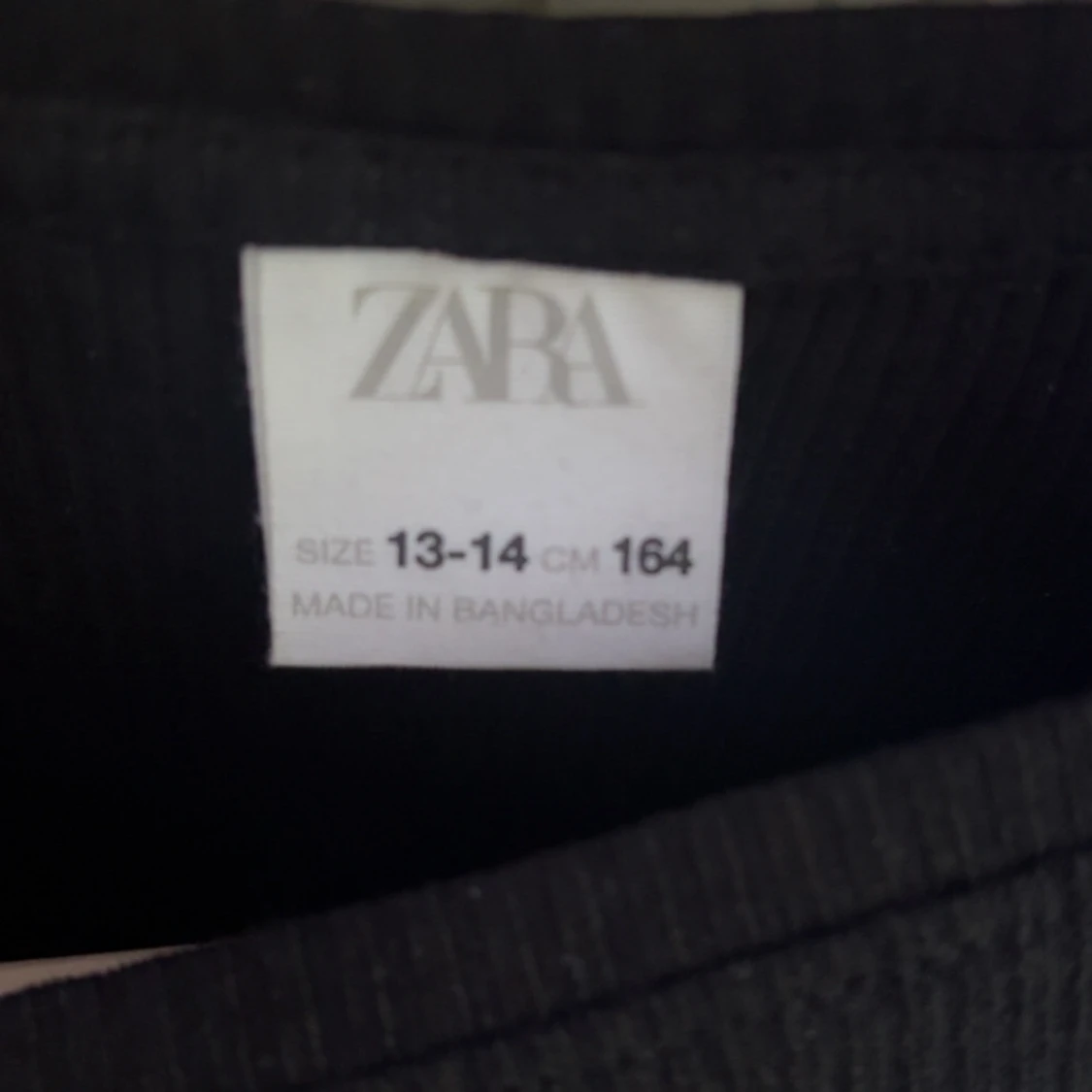 Svart långärmad topp från Zara - 2