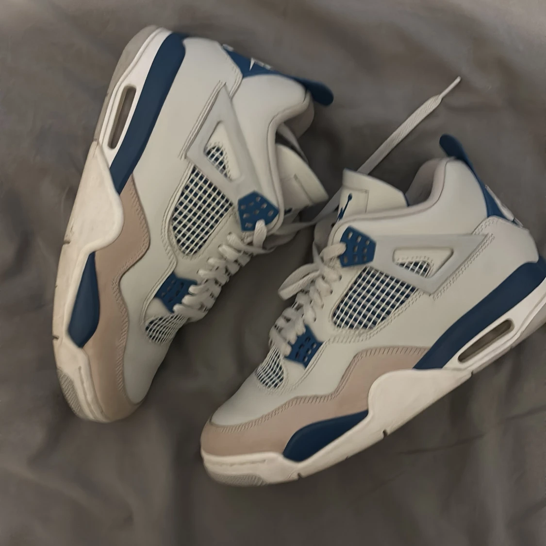 Jordan 4 military blue