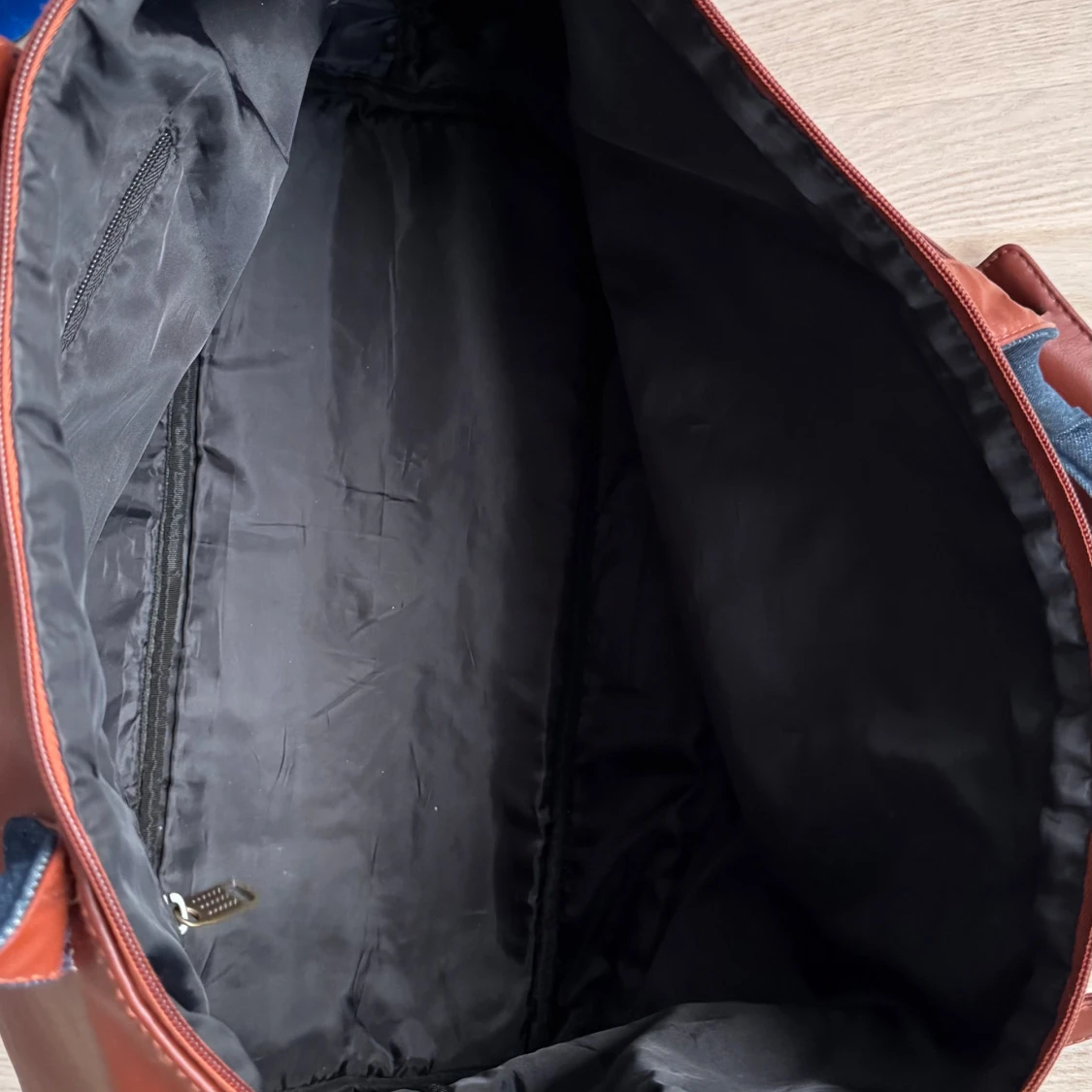 Stor läder weekendbag i skinnimitation - 3