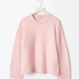 Rosa stickad tröja - Jätte fin stickad tröja från ginatricot, lite nopprig. Så fin färg!!
