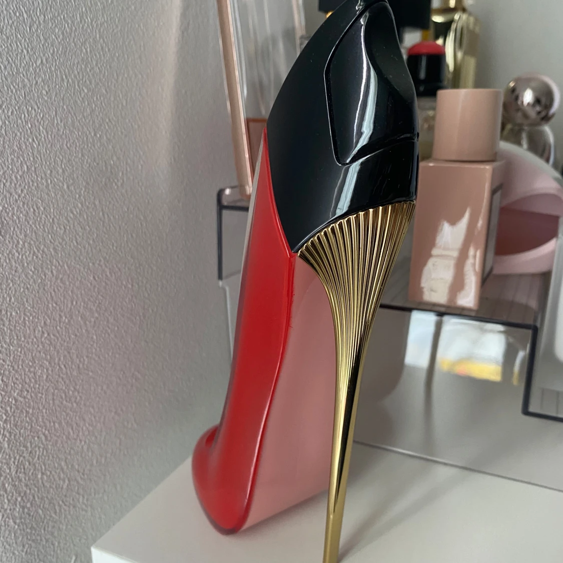 Carolina Herrera Very Good Girl EDP 80ml - 2