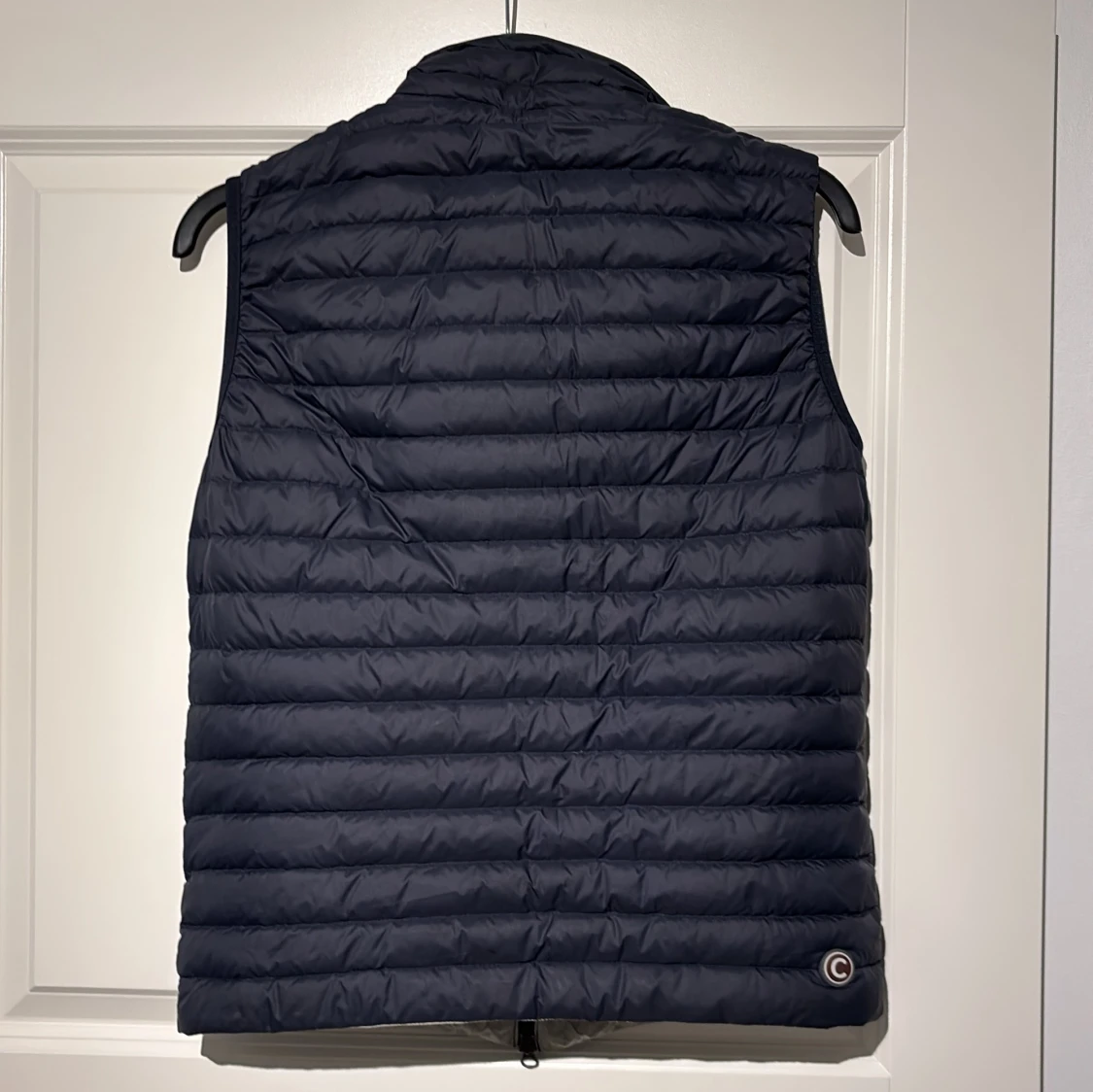 Mörkblå dunväst från Colmar - 1