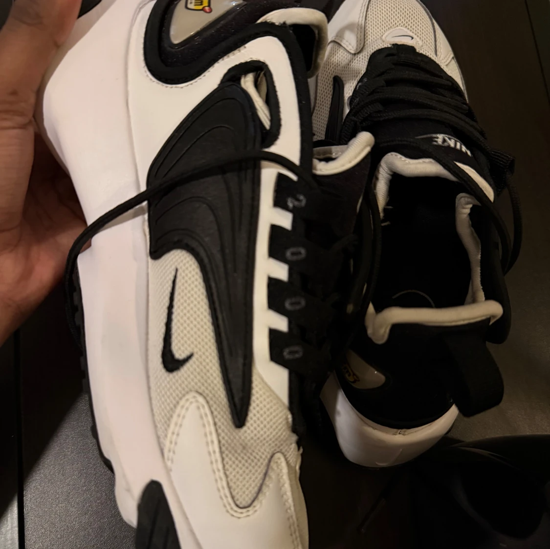 Nike sneakers i svart och vitt - 1