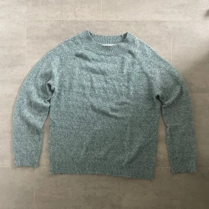 Grön stickad tröja från only - Stickad grön tröja från only i storlek M