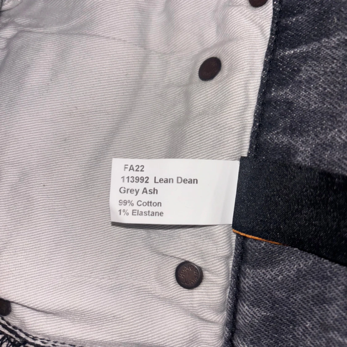 Grå Lean Dean jeans från Nudie Jeans - 2