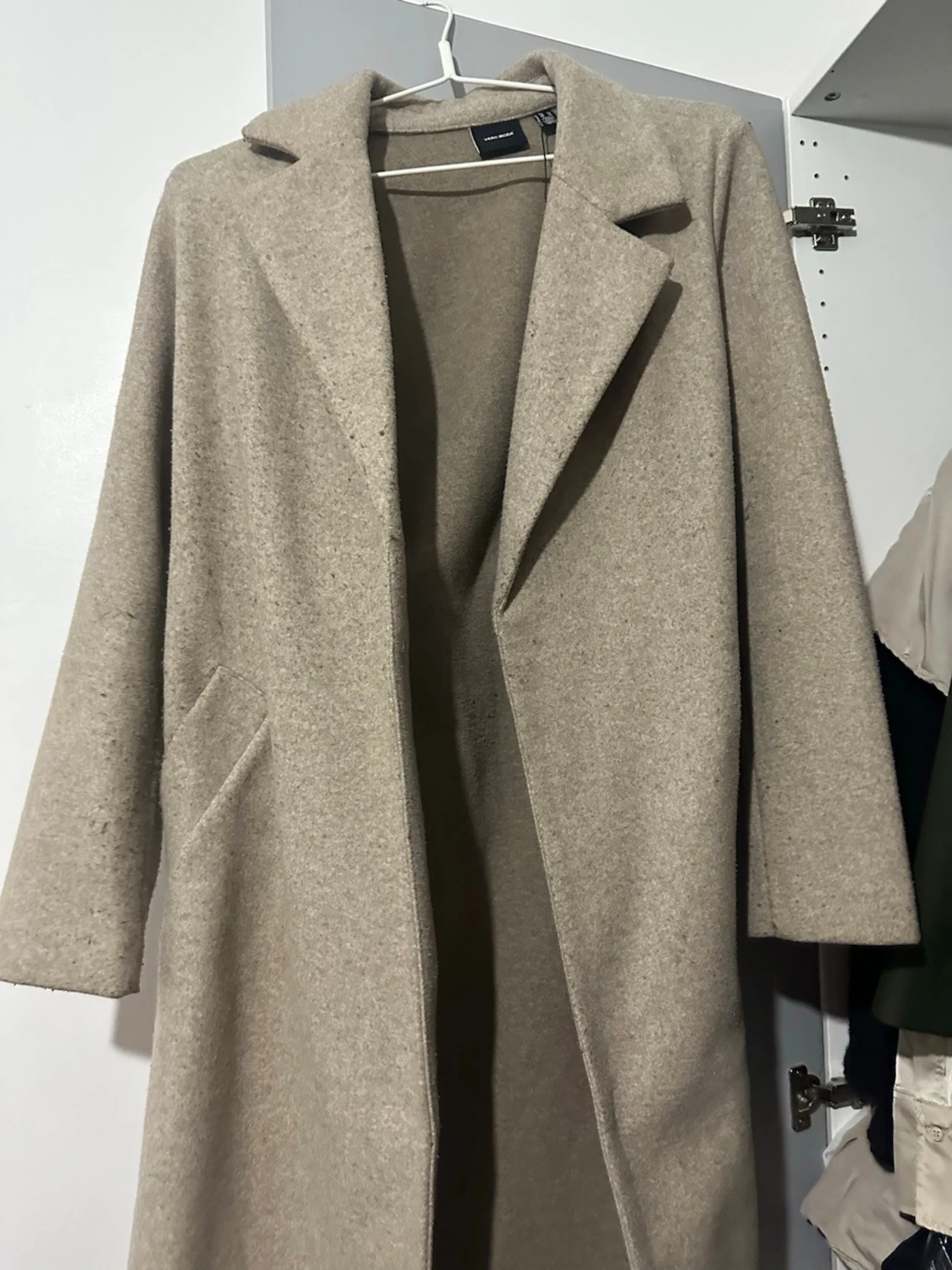 Beige kappa från Vero Moda - 2