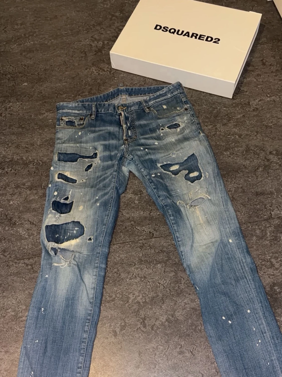 Dsquared2 blå slitna jeans