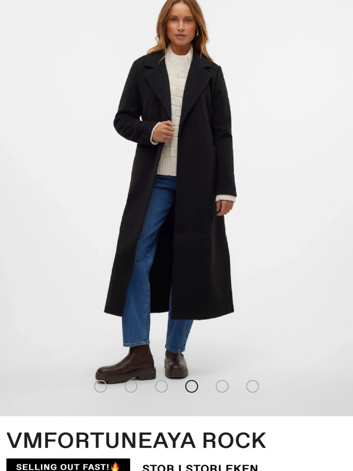 SÖKER svart lång kappa från Vero Moda - 2