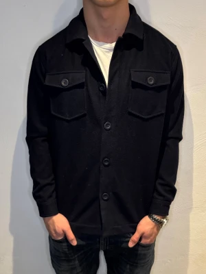 Overshirt Knowledge Cotton Apparel - Strl - S | Skick - 10/10 | Nypris - ca 3000kr | Vid minsta lilla fundering är det bara att skriva!