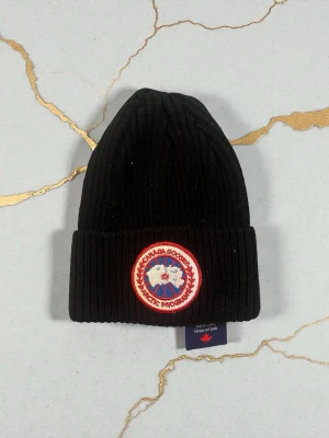 Canada Goose Mössa - Helt ny Canada Goose Mössa med Prislapp