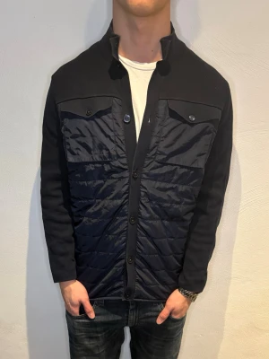 Massimo Dutti Cardigan - Stl - L | skick 10/10 | nypris: 2000 | Tveka inte att höra av er vid frågor!