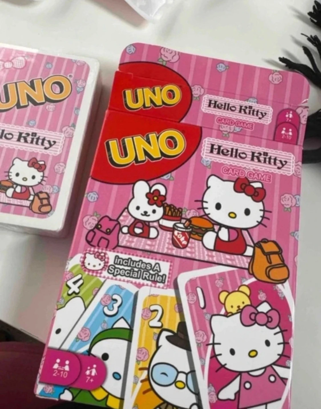 UNO Hello Kitty Card Game - 3