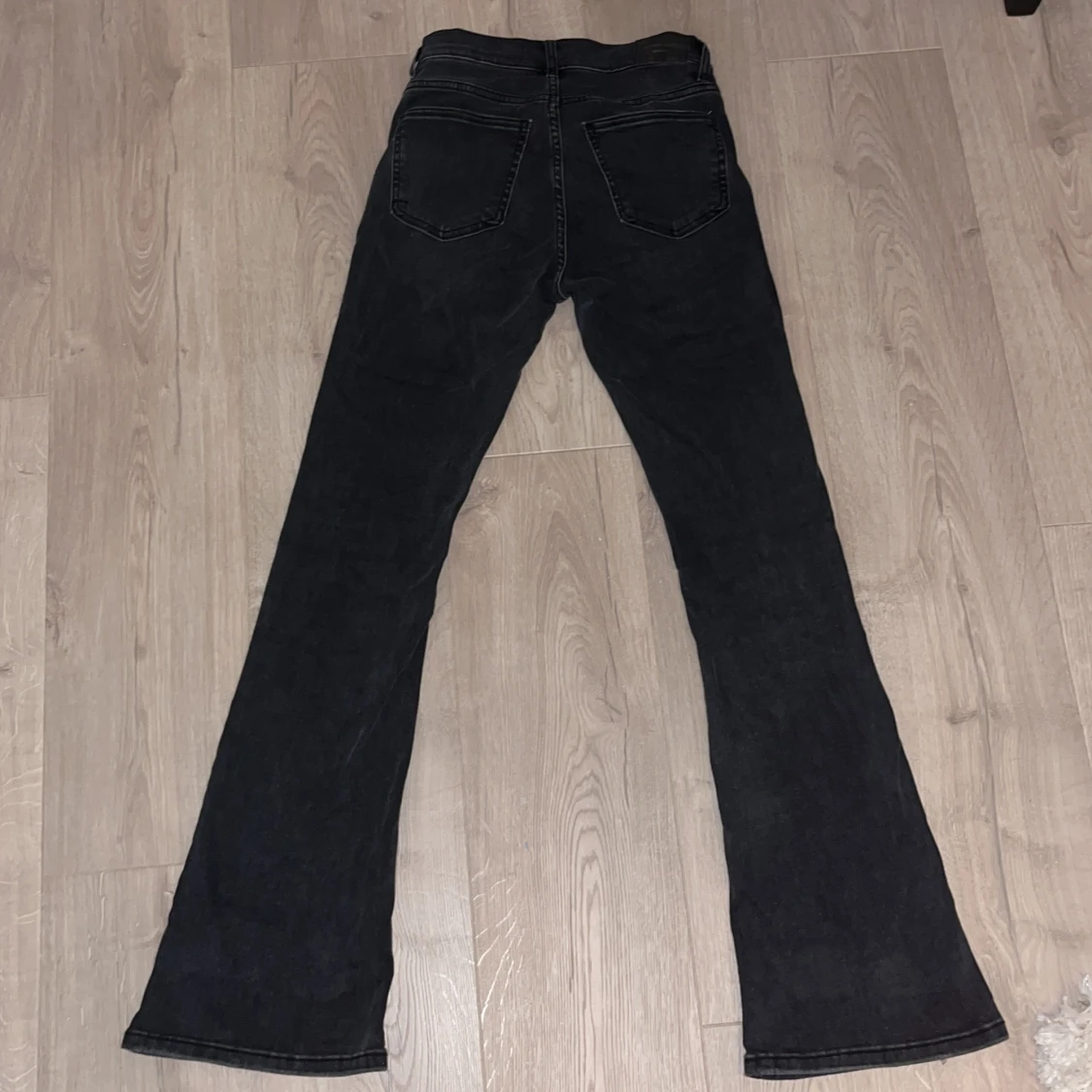 Svarta bootcut jeans från Perfect Jeans - 1