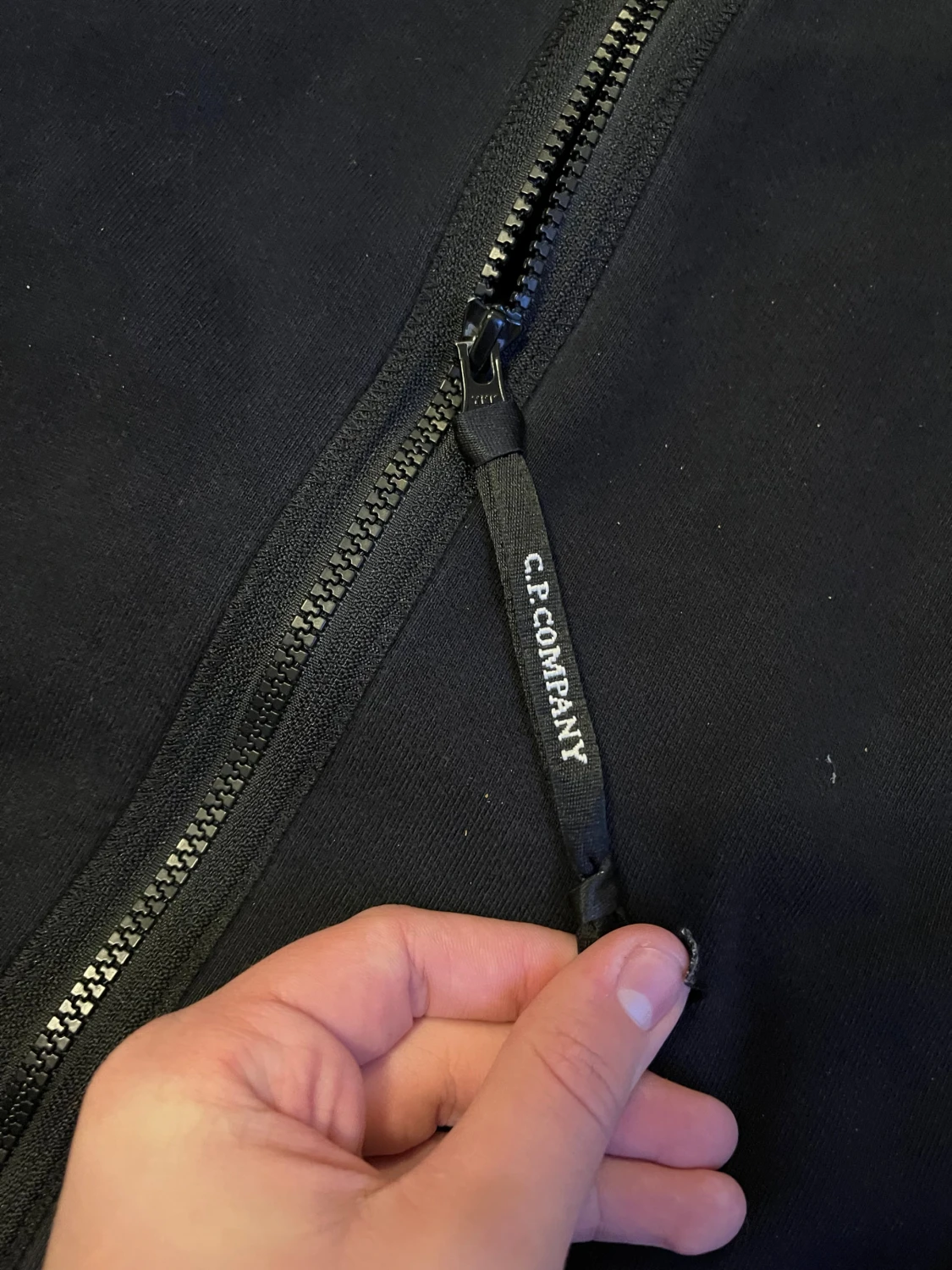 Svart hoodiejacka C.P. Company med goggles - 3