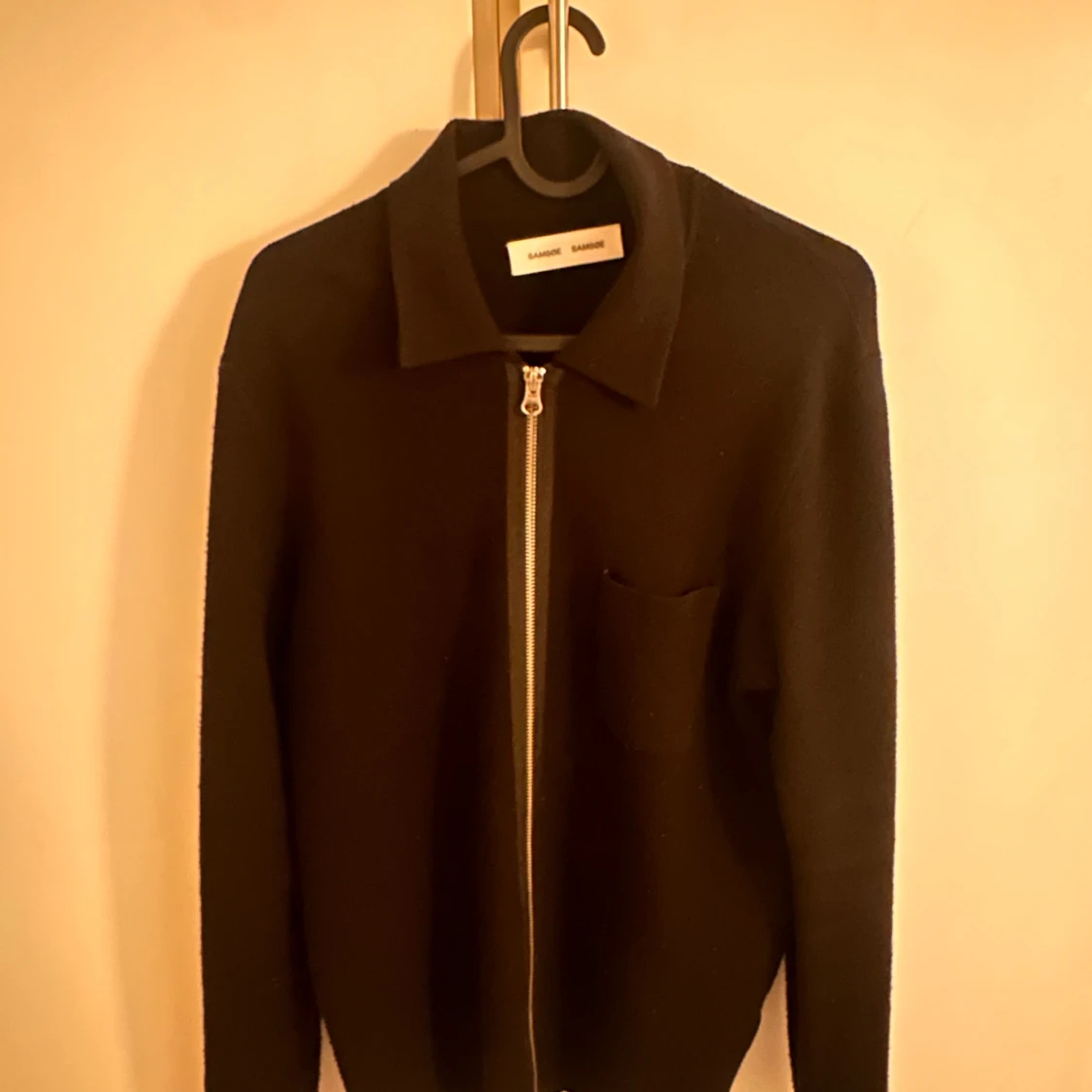 Stickad overshirt från Samsoe Samsoe