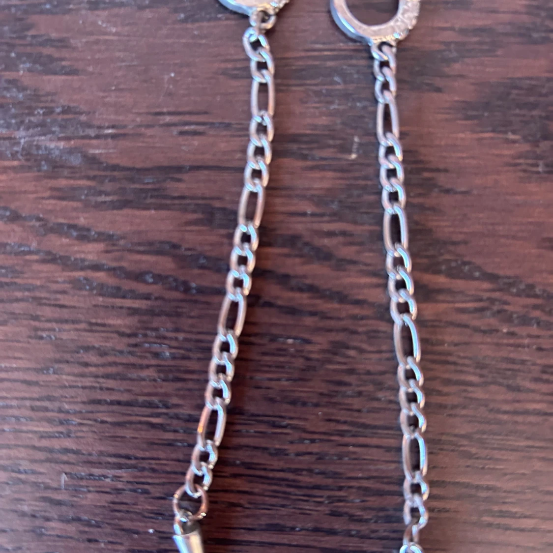 Två par fina örhängen.  - 1