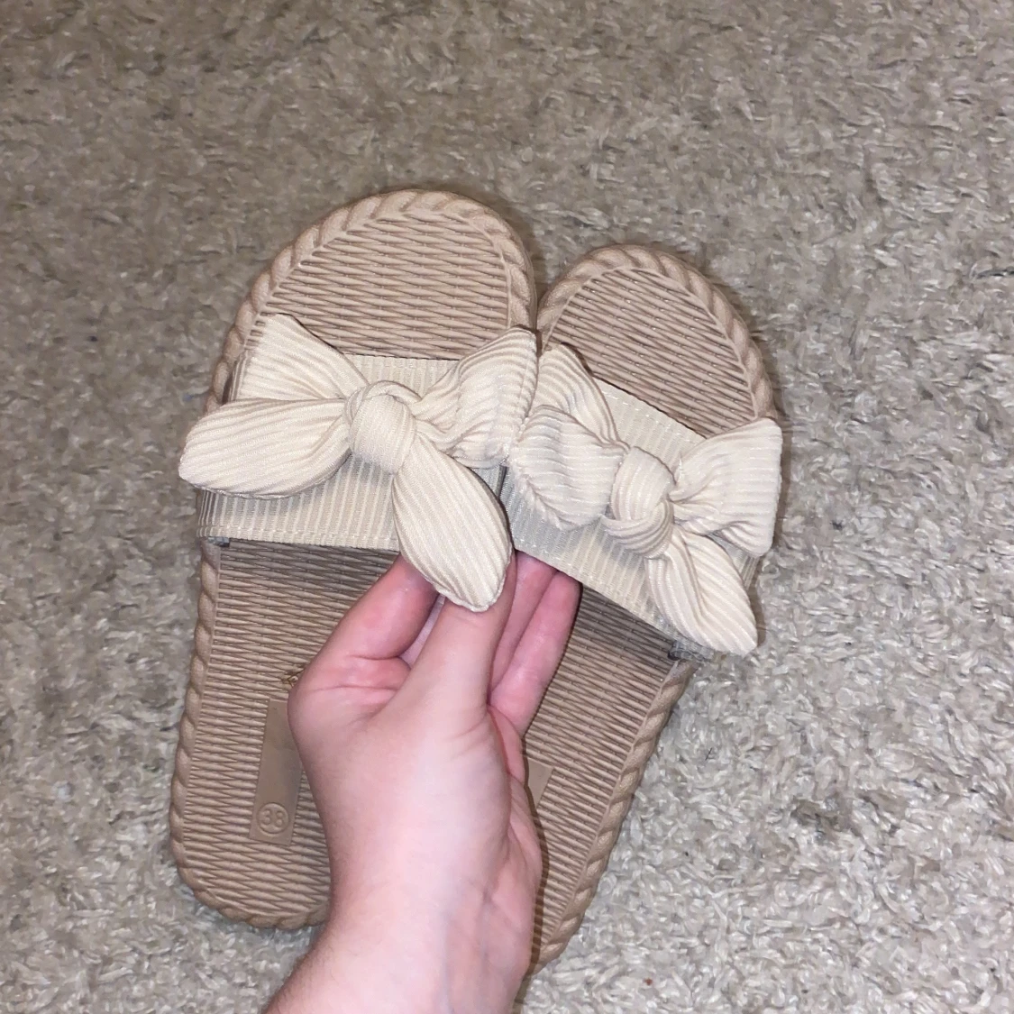 Sandaler med rosett  - 1