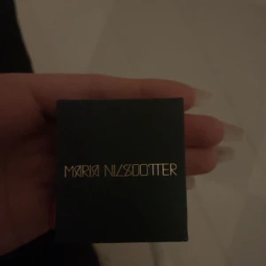 Guldhalsband med hjärthängen Maria Nilsdotter - Köpt dec 2024❤️, 