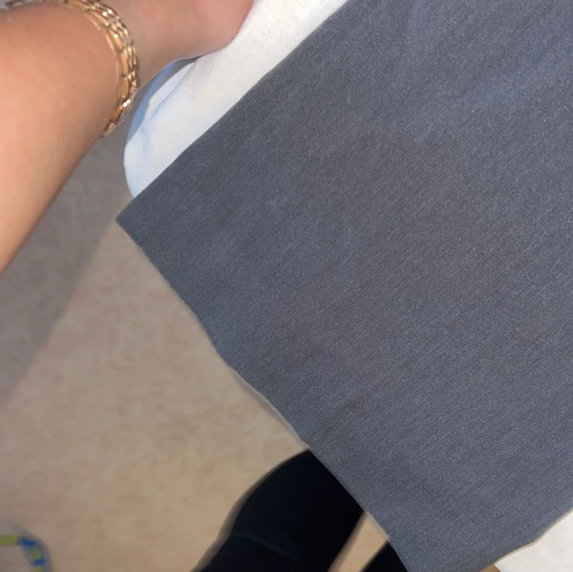 Grå kostymbyxor från ONLY, stl 34 - 3