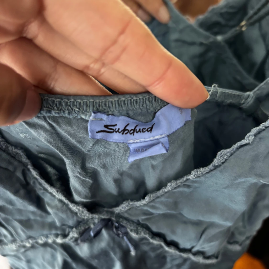 Blå linnetopp från Subdued - 2