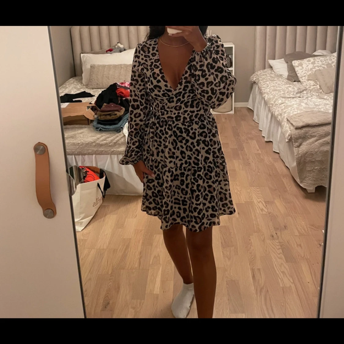 Leopardmönstrad omlottklänning - 2