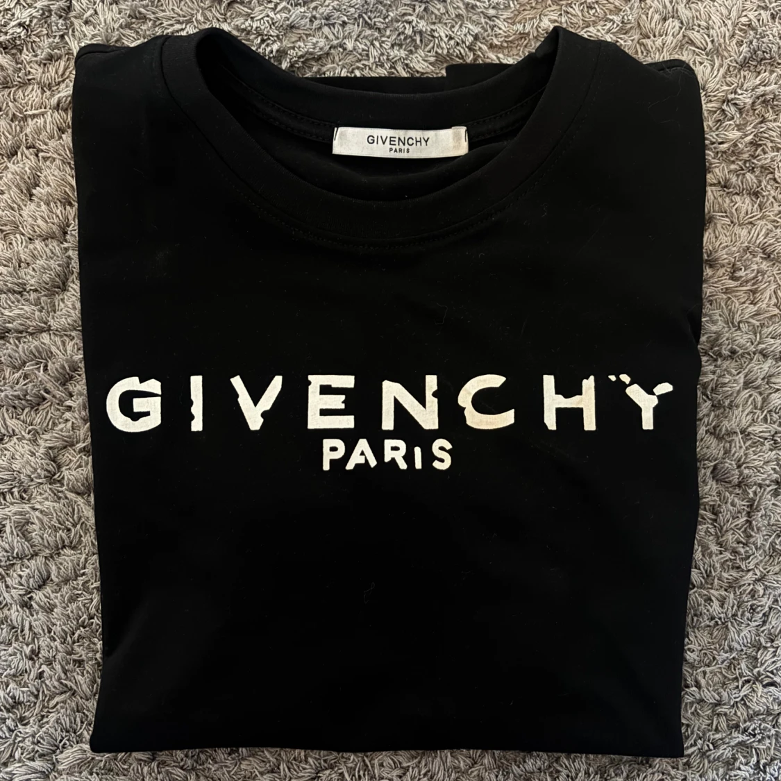 Givenchy T-shirt