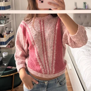 Stickad tröja!  - Så fin