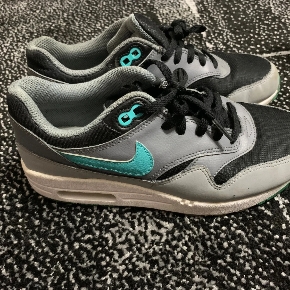 Nike Air Max sneakers grå och svart