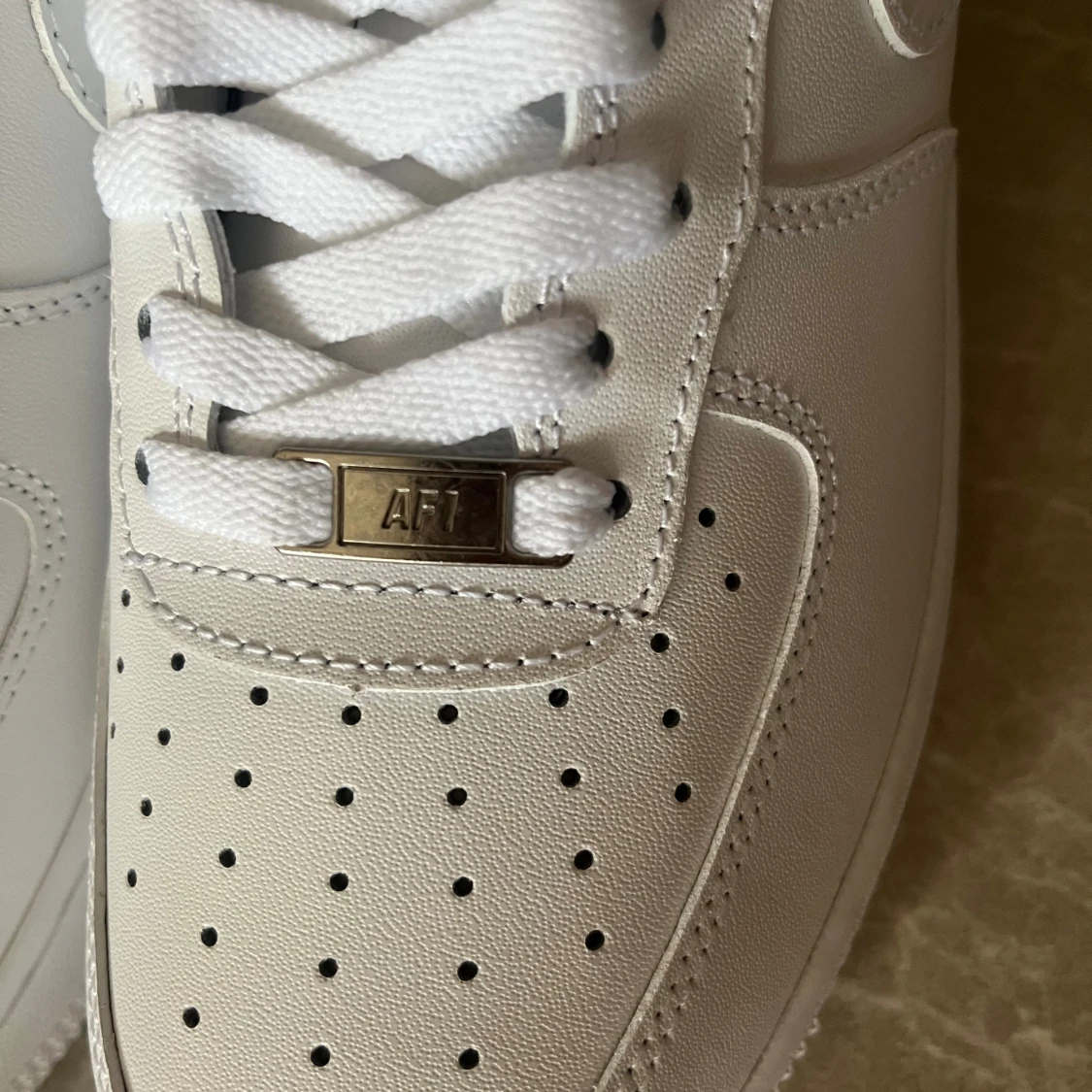 Nike Air Force 1 helvita sneakers - 1