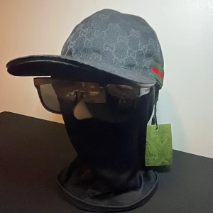 Gg svart canvas  - Intreserad->dm 