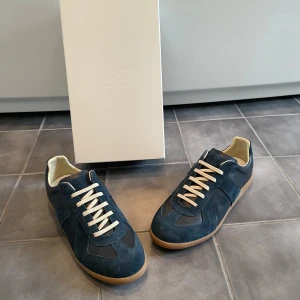Maison Margiela Gats - Skick 10/10, kvitto och artikelverifiering finns! Snabb frakt via postnord!