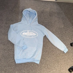 Corteiz hoodie - Storlek M || riktigt fet i nyskick|| skönt material samt riktigt skön nu till hösten💯