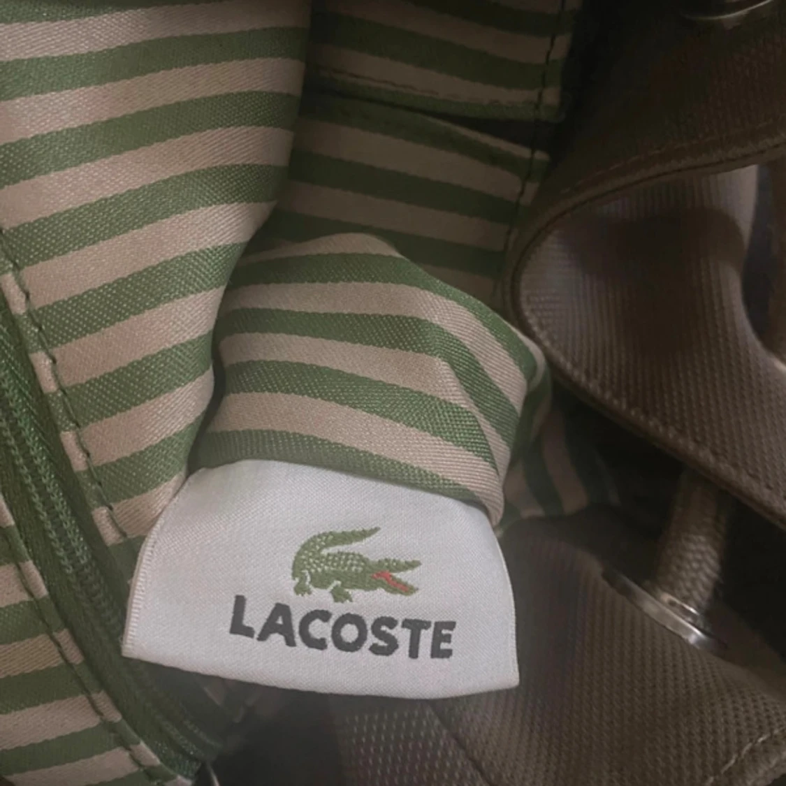Brun ryggsäck från Lacoste - 2