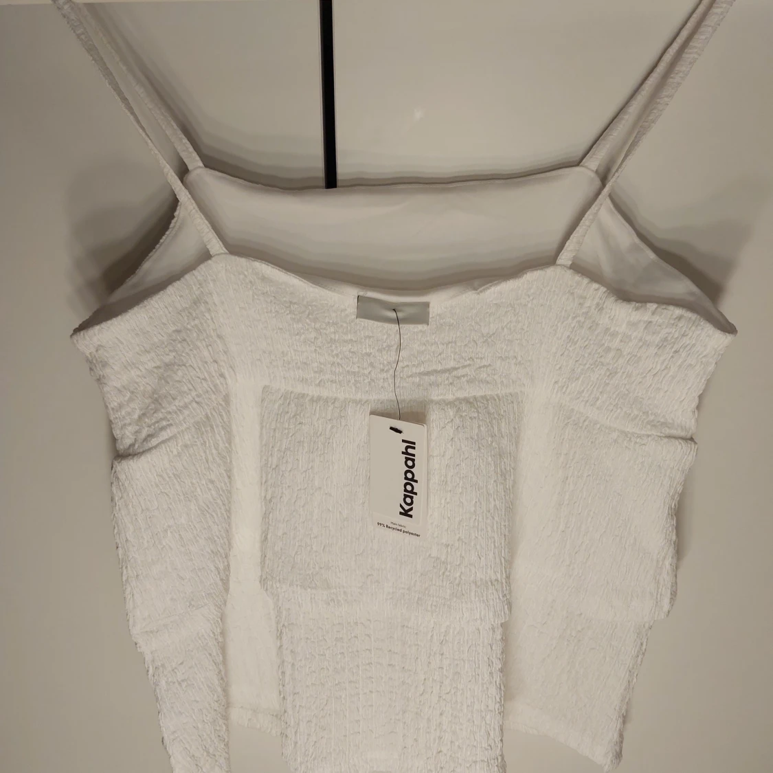 Vit linnetopp från Kappahl - 1