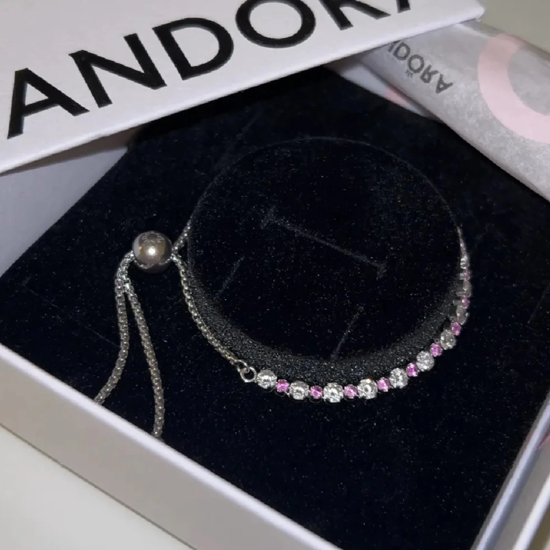 Pandora Sliding Armband - 1