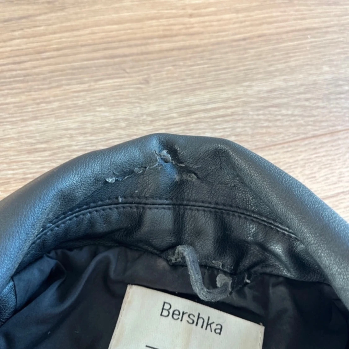 Svart skinnjacka från Bershka XS - 3