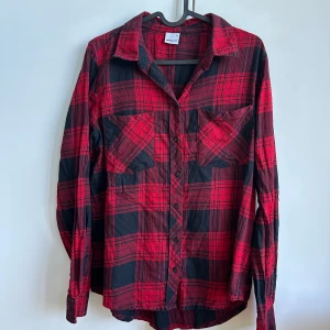 Skjorta  - Rutig skjorta 