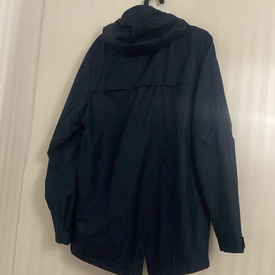 Mörkblå Nike vind/regnjacka med huva  - 1