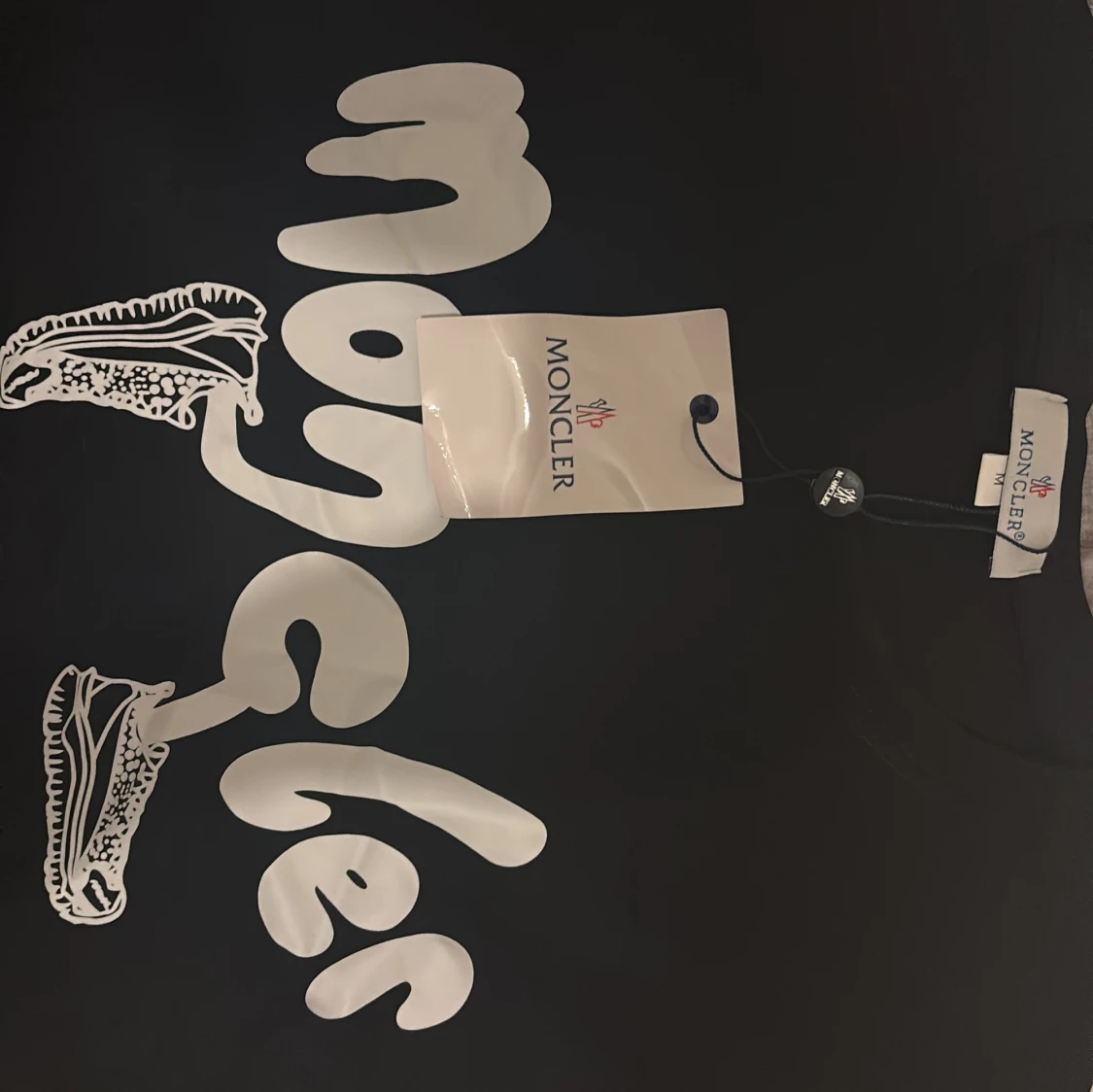 Svart Moncler t-shirt med tryck - 1