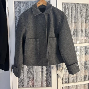 Kappa - Säljer denna jackan från lager 157 då den inte kommit till användning! Storlek M