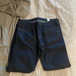 Massimo dutti jeans  - Mörkblåa | riktig snygga | dunder kvalite! | stol 31 | hör av dig vid intresse!