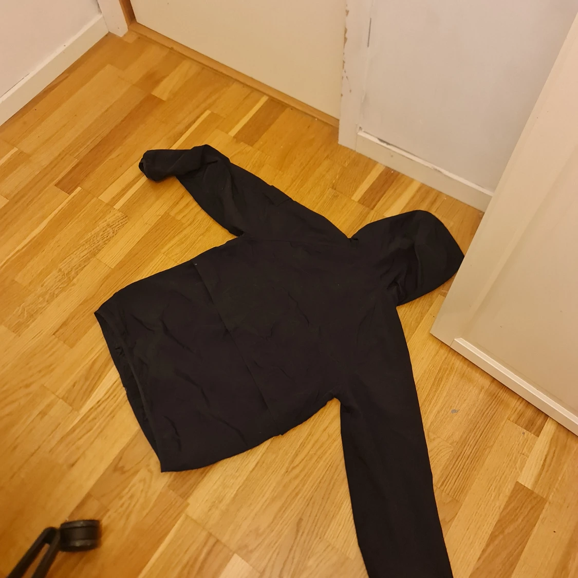 Svart vindjacka/windbreaker från Lyle & Scott - 1