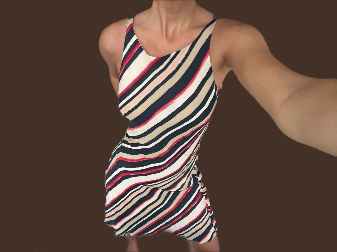 Casual Corner sidenklänning festklänning långklänning 