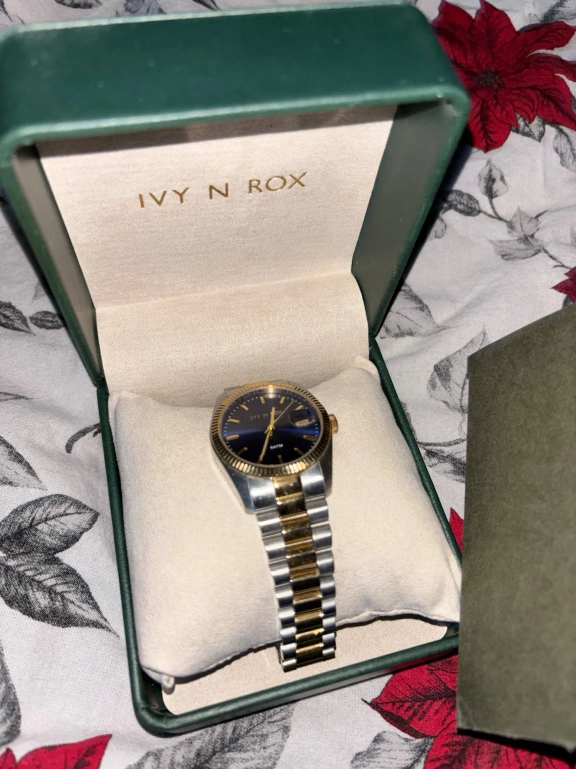 Ivy N Rox klocka 