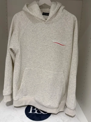 Balenciaga printed gray hoodie -Unisex - Size S (oversized S, fits M perfectly) Bought on Vinted with item verification, receipt available via DM. Could be worn by both men and women